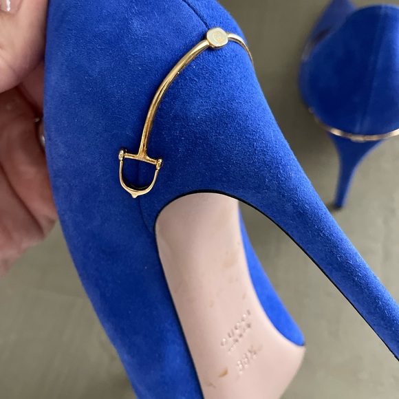 💙 Gucci Blue Suede Pointed Toe Pumps Size 38.5 - Picture 9 of 16